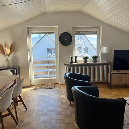 Helle, Ruhige Ferienwohnung Mit Balkon Bad Tölz Buitenkant foto