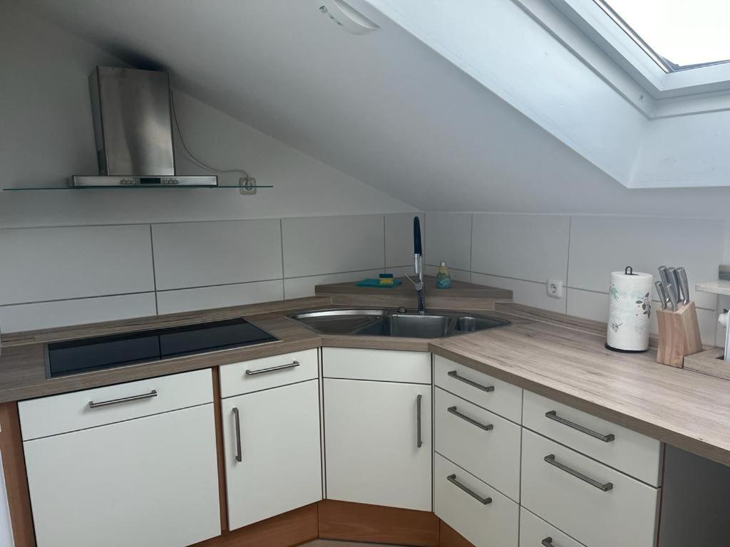 Helle, Ruhige Ferienwohnung Mit Balkon Bad Tölz Buitenkant foto