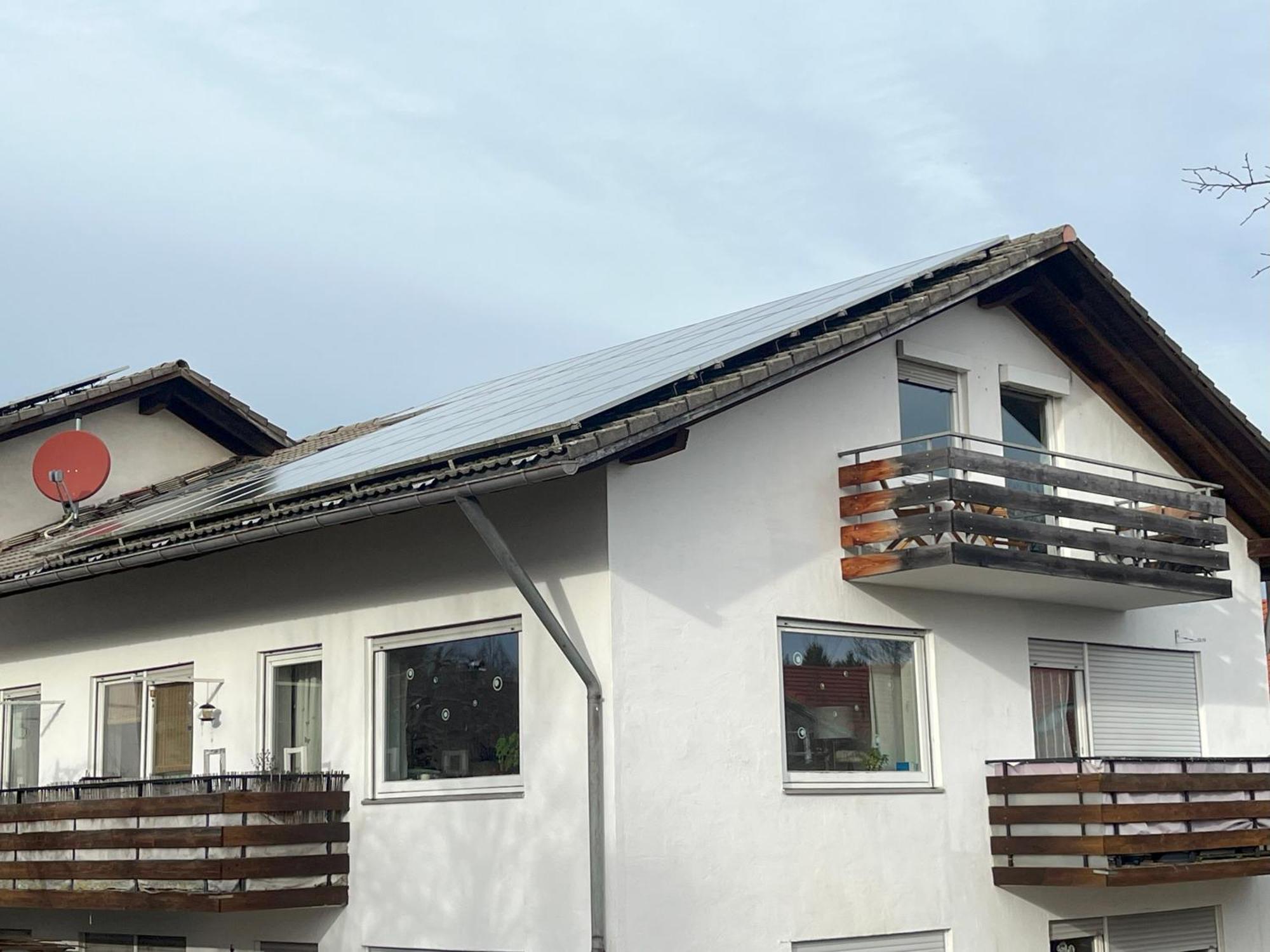 Helle, Ruhige Ferienwohnung Mit Balkon Bad Tölz Buitenkant foto